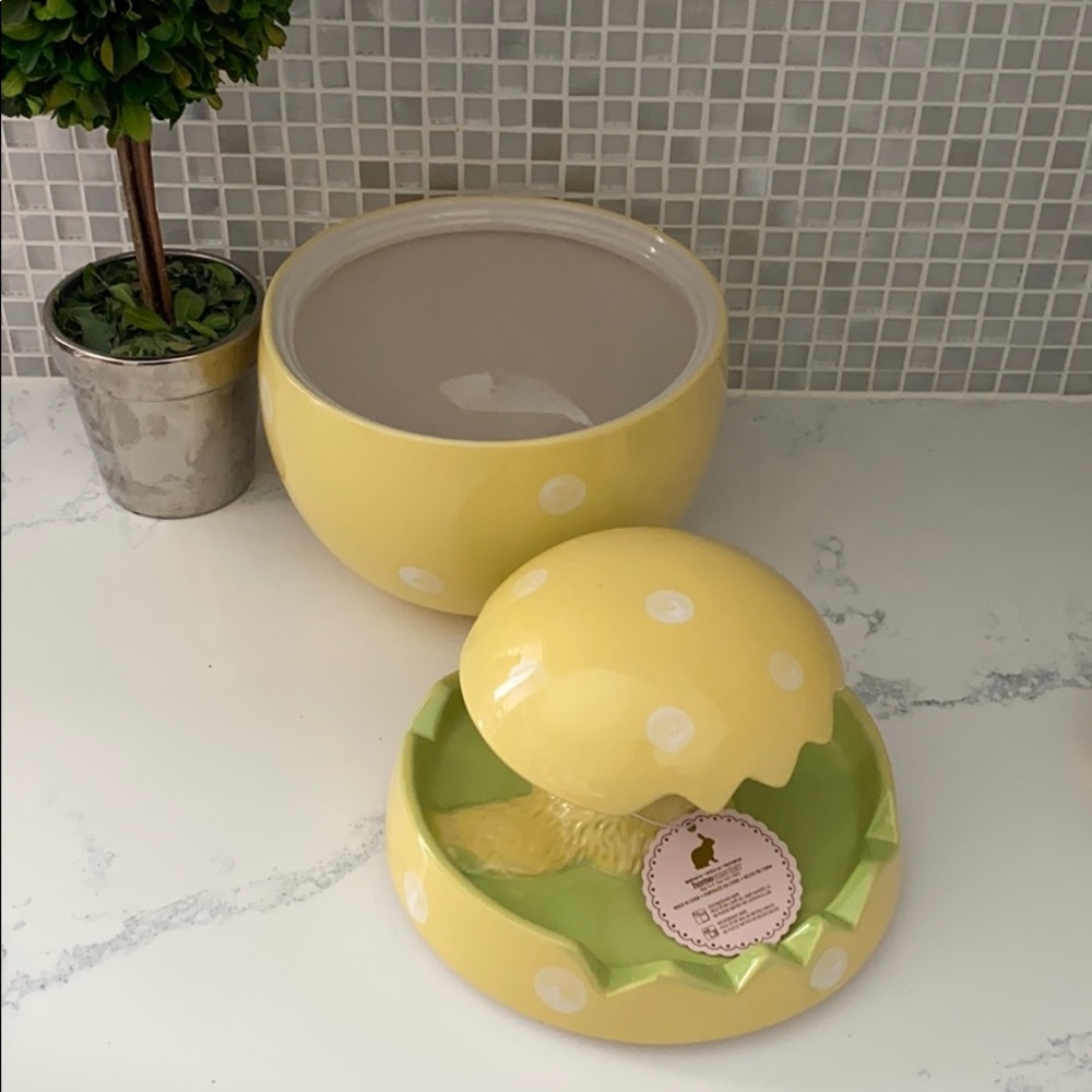 Home essentials new chick cookie jar - Picture 7 of 7